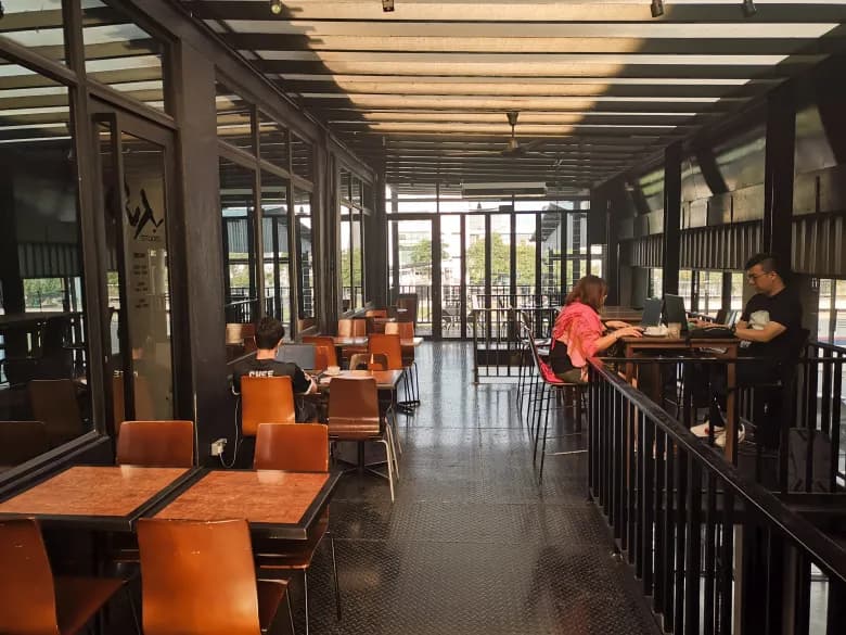 greyskymorning - Pet cafe in Subang Jaya